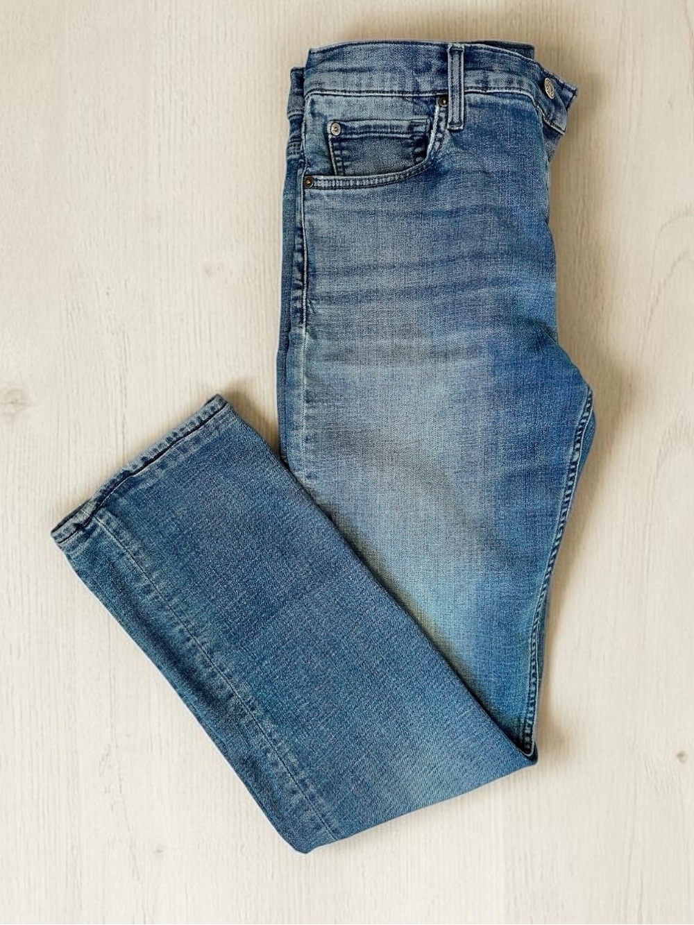 7 For All Mankind Women's Straight Leg Jeans — Medium Blue Wash Size 32
